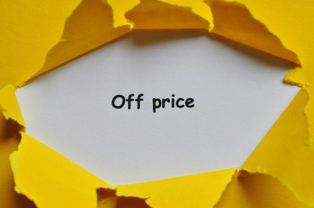 Third Party Maintenance Pricing Guide: How Much Can Businesses Save in 2026